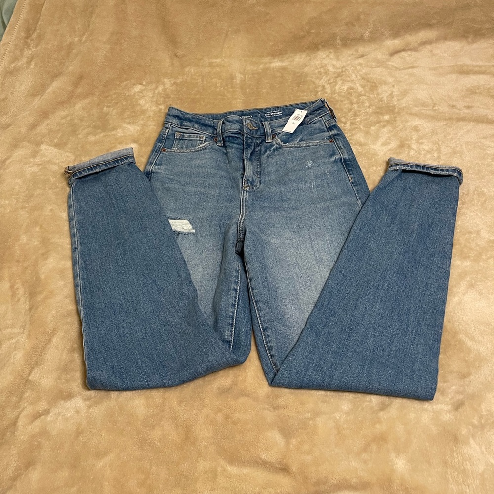 Old Navy O.G High Rise Straight Leg Ripped Jeans